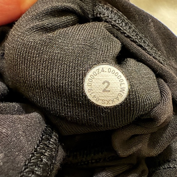 Lululemon size 2 Align Crop *21" - Picture 3 of 3